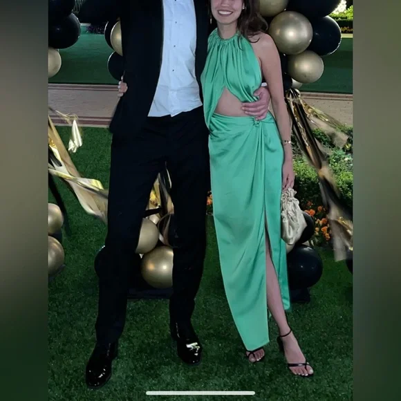 Anna Quan Mint Green Backless Dress is available for purchase on au PAY  Market - Imported Goods Online Store Co.Ltd. | au PAY Market - Online  Shopping Site
